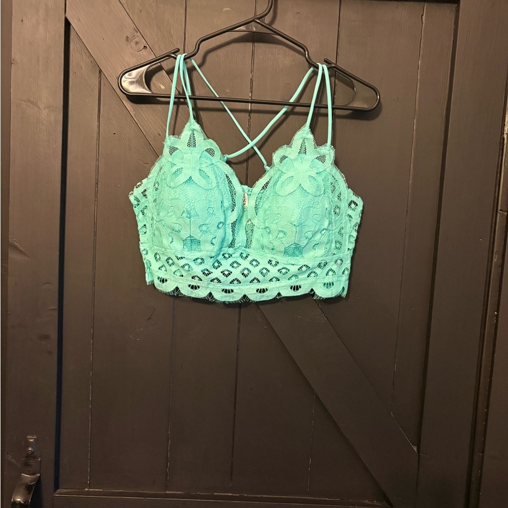 Zenana Outfitters Mint Lace Bralette Crop